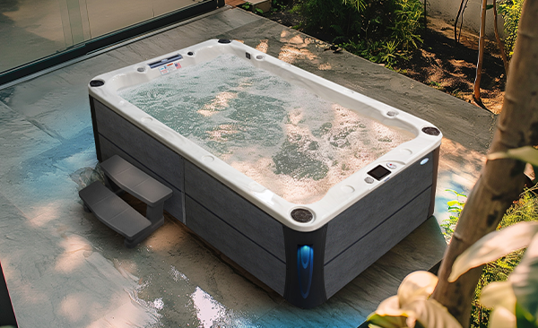 Deck Series Urbandale hot tubs for sale